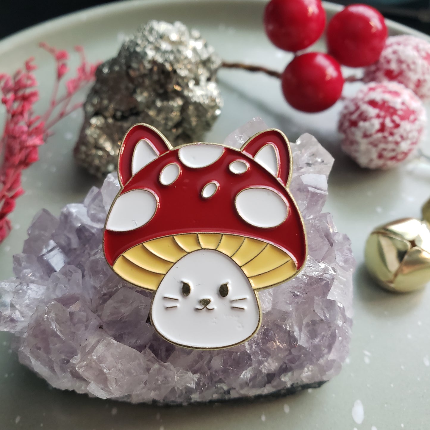 Mushroom Kitty Pin