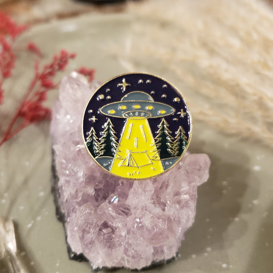 UFO Pin 🛸