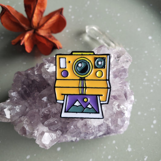 Polaroid Pin