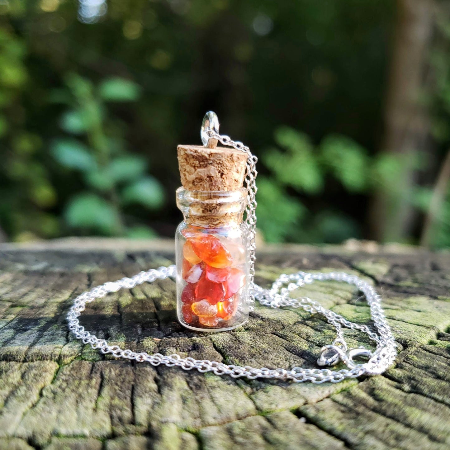 Dainty Carnelian Necklace